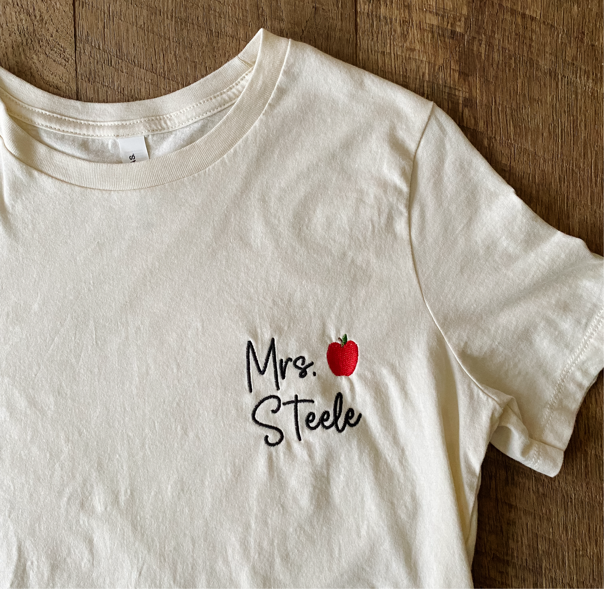 TEACHER TEE - Petals & Thread