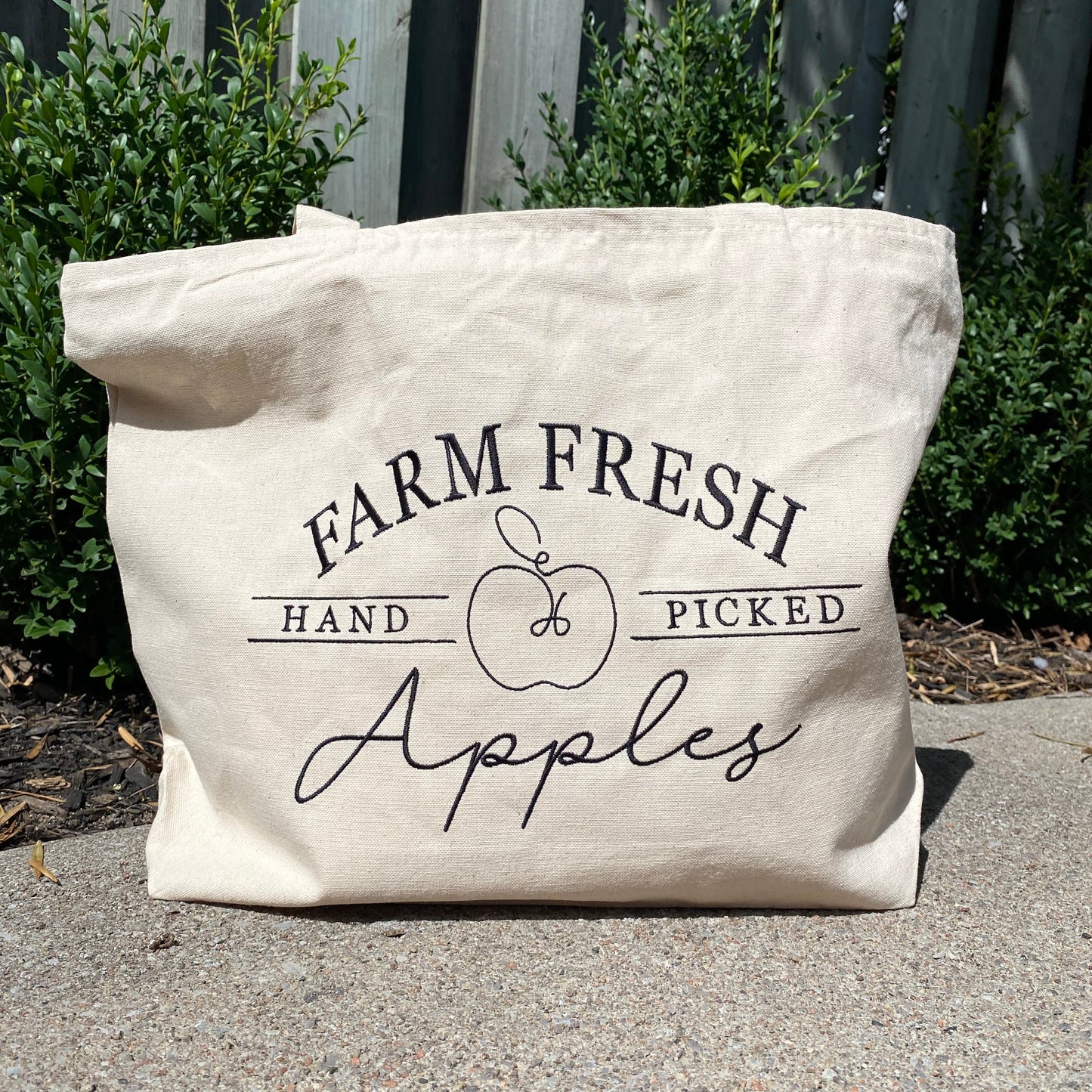 CUSTOM TOTES - Petals & Thread