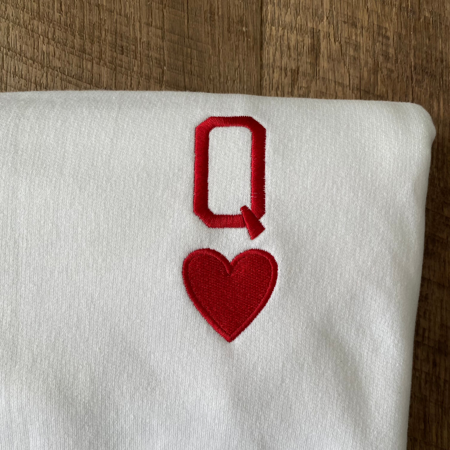 QUEEN OF HEARTS - Petals & Thread