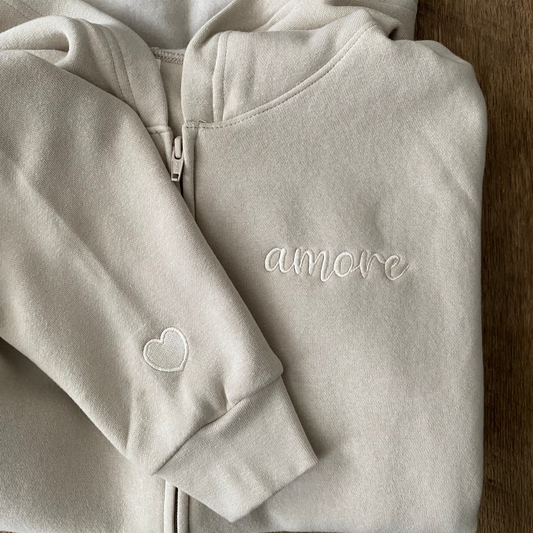 AMORE - Petals & Thread