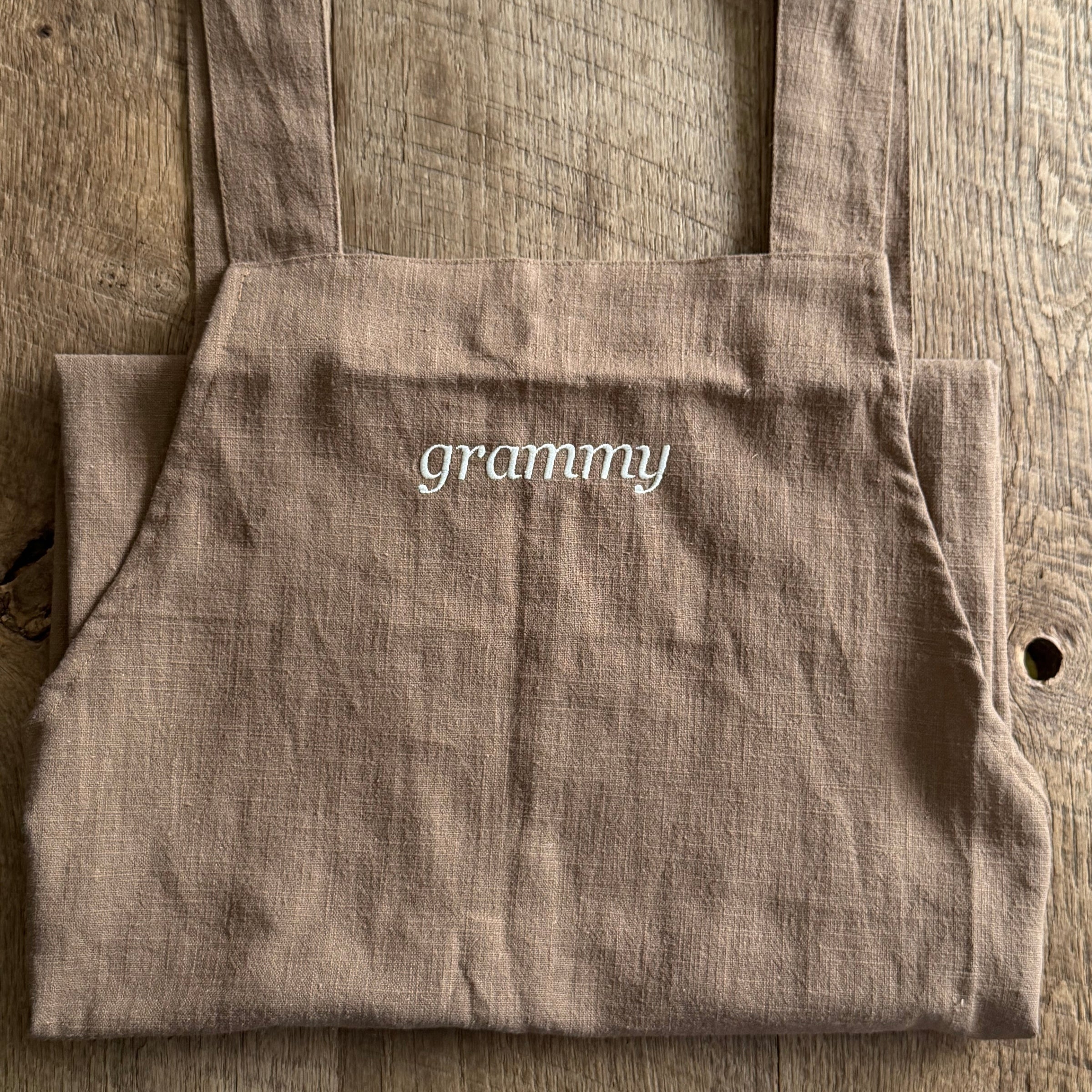 HOMESTEAD APRON - Petals & Thread