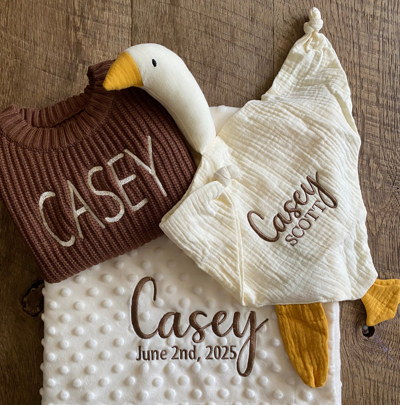 GOOSE LOVEY - Petals & Thread