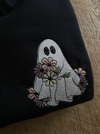GIRLY GHOST - Petals & Thread