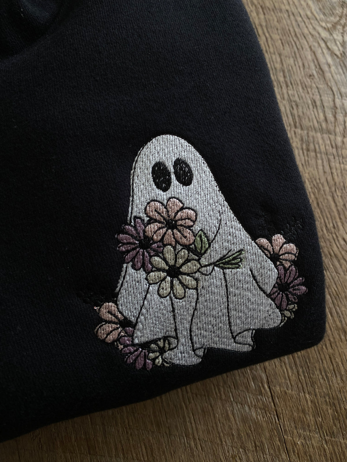 GIRLY GHOST - Petals & Thread