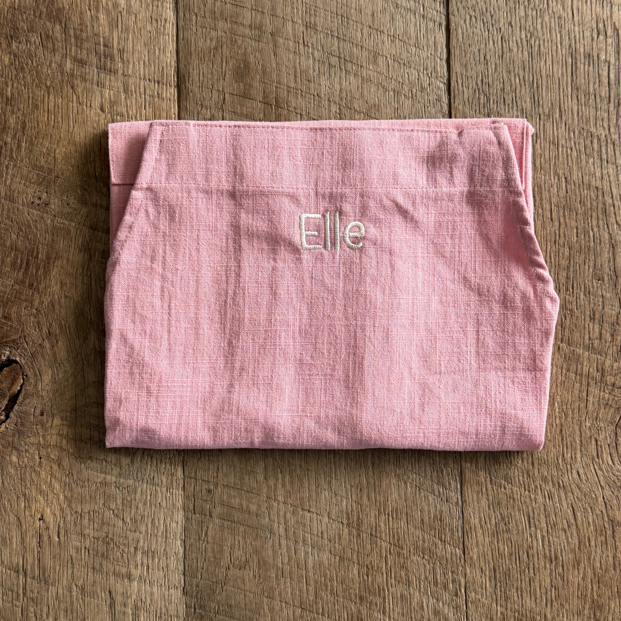 LITTLE APRONS - Petals & Thread
