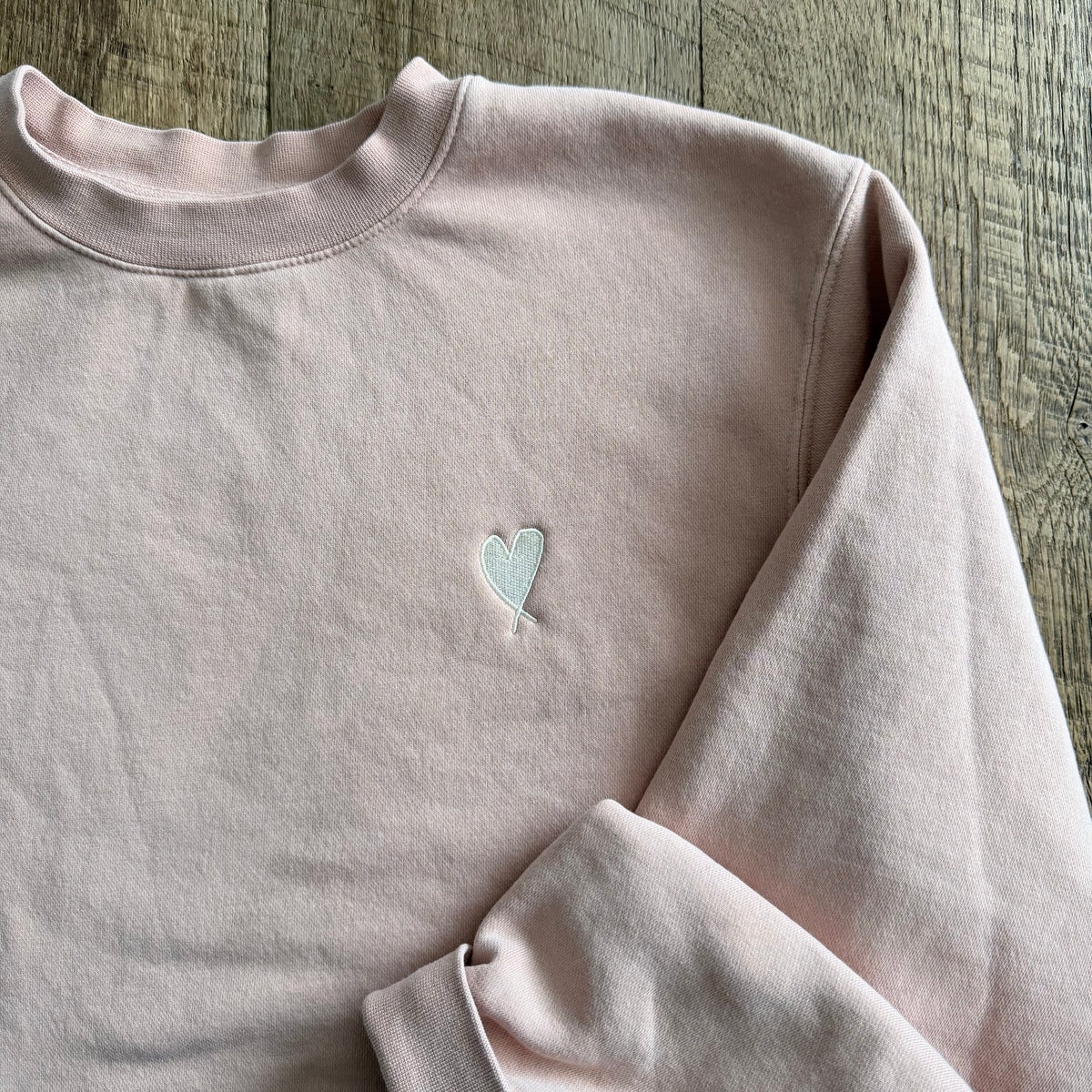 LITTLE LOVES - Petals & Thread