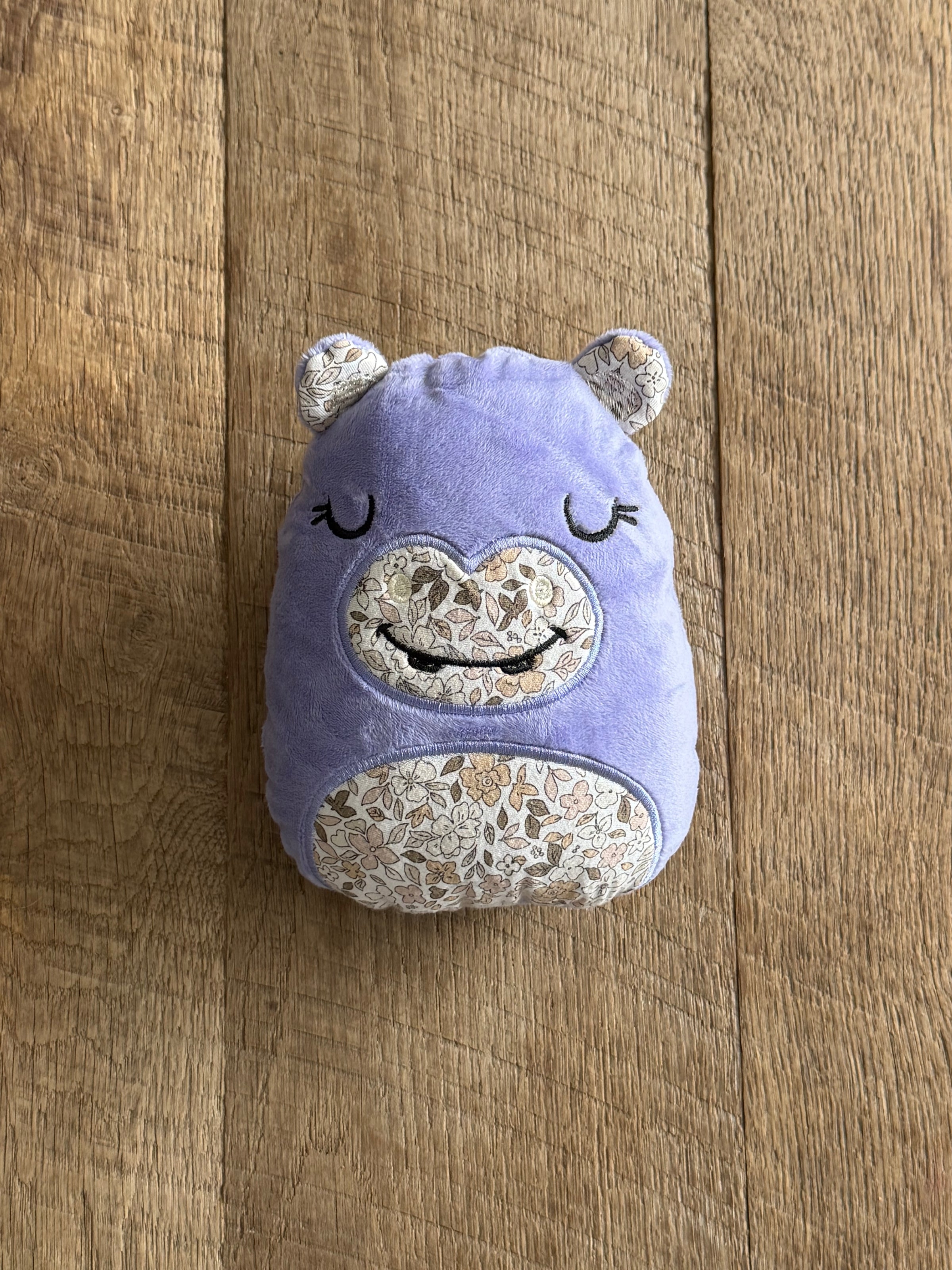 KEEPSAKE CUDDLES - Petals & Thread