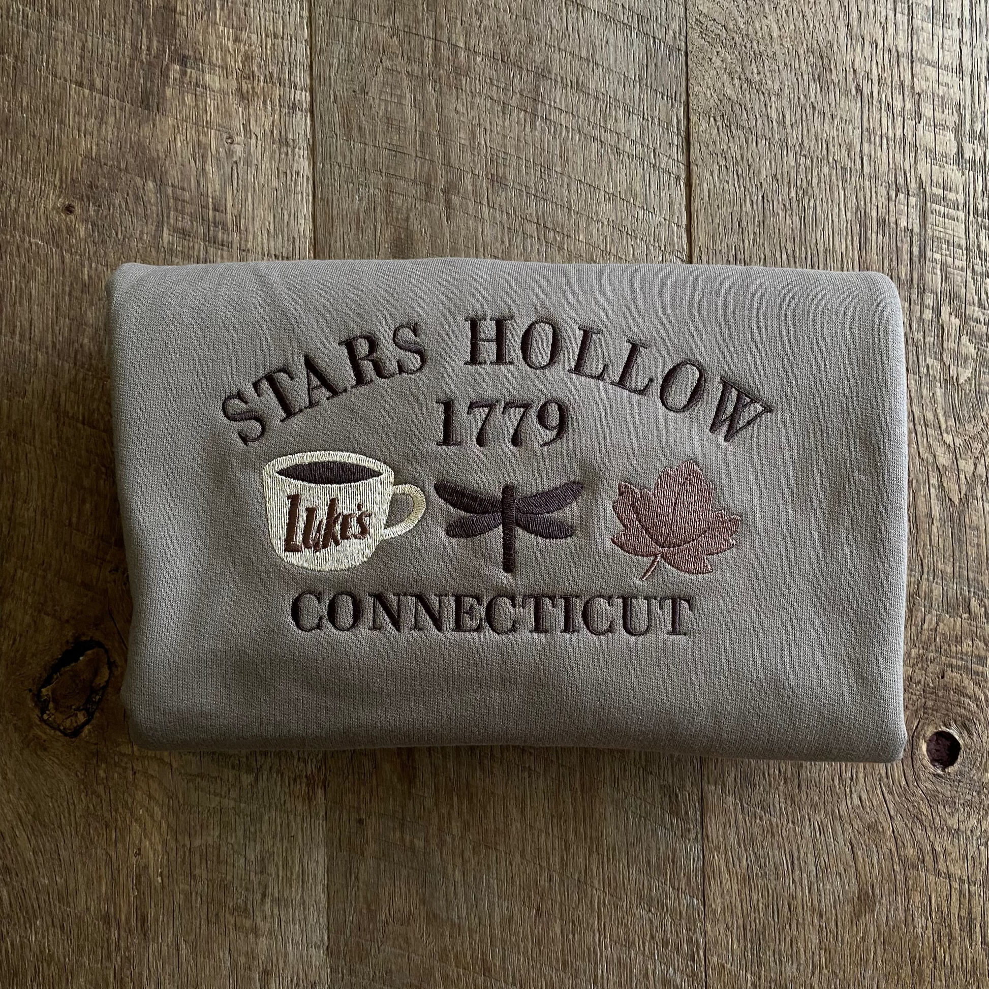 STARS HOLLOW - Petals & Thread